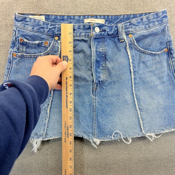 Levis Premium Icon Jean Skirt Women's 32 Blue Denim Button Fly Distressed Rock - Picture 5 of 8